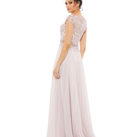 Mac Duggal Embellished Cap-Sleeve Tulle Gown size 6 - Picture 2 of 12